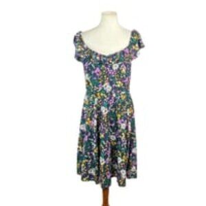Woman’s Old Navy flora “cami” dress